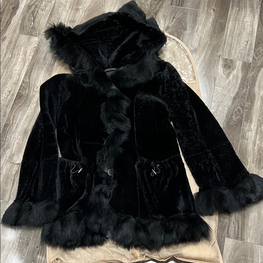 🔥🔥VIAVENETO Genuine Shearling Coat